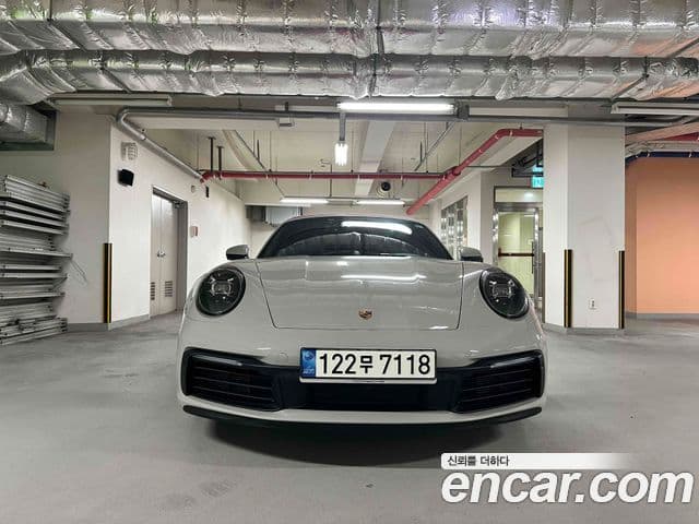 Porsche 911 Carrera 4 Cabriolet