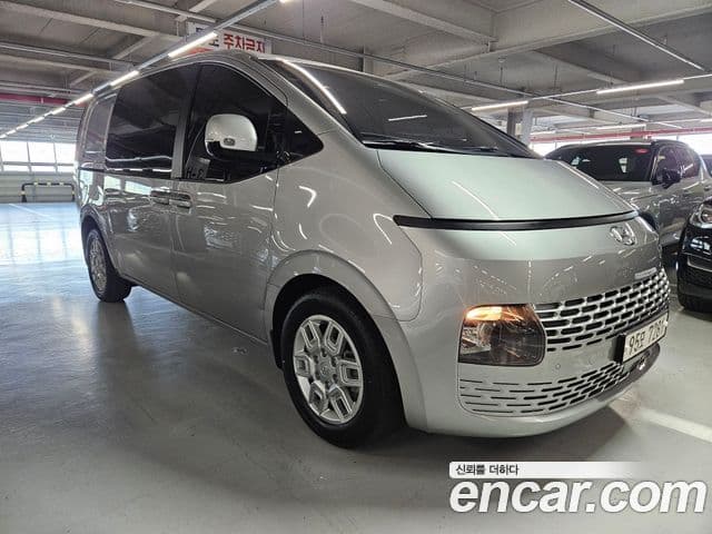 Hyundai Staria Cargo 5-Seater Modern
