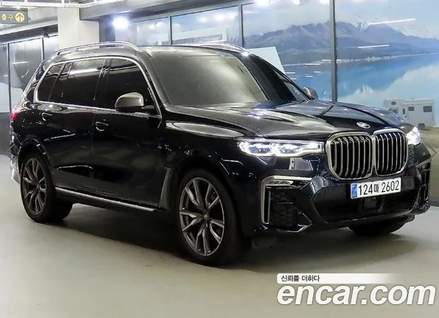 BMW X7 M50i 6STR