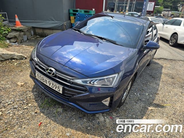 Hyundai AVANTE 1.6 Smart
