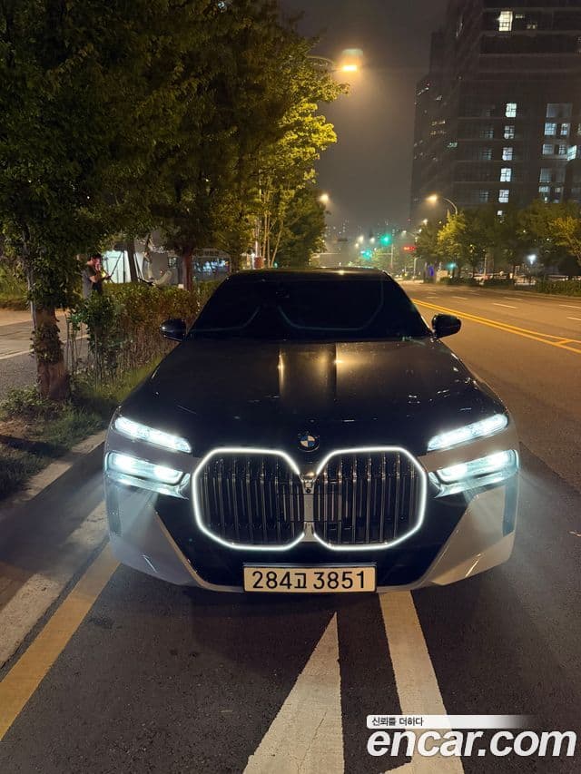 BMW 7-Series 740i sDrive M Sport